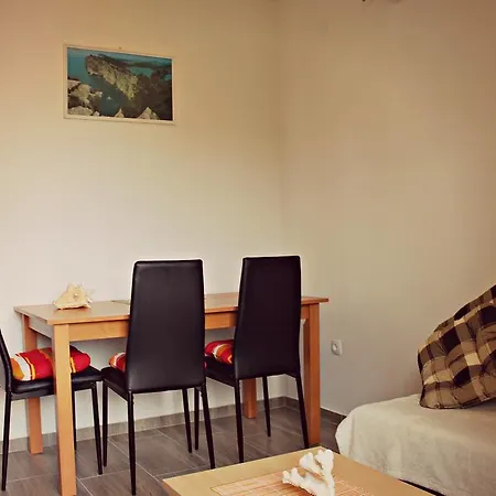 Dana Apartment